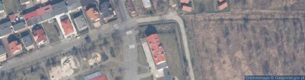 Zdjęcie satelitarne Dźwirzyńskie Towarzystwo Oświatowe
