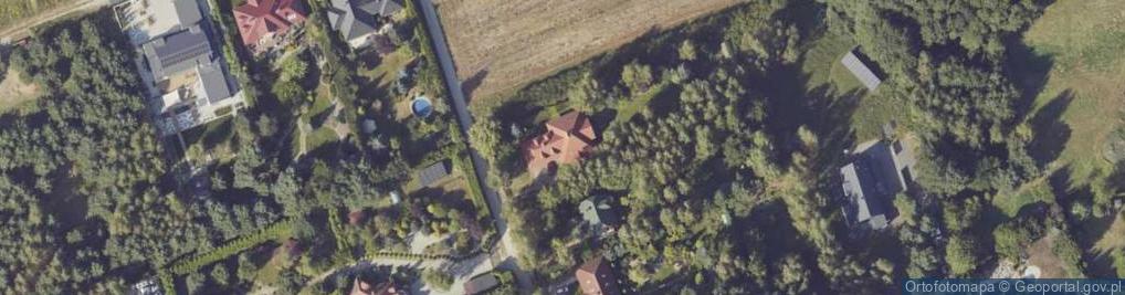 Zdjęcie satelitarne Emil Niewiadomski Higher Ground