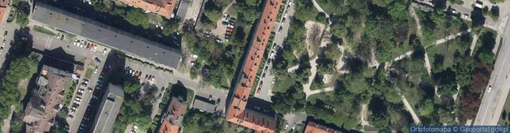 Zdjęcie satelitarne EMMA