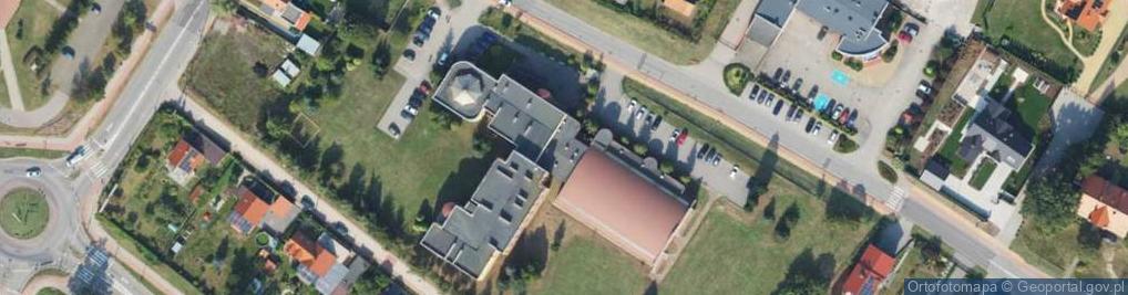 Zdjęcie satelitarne English Center