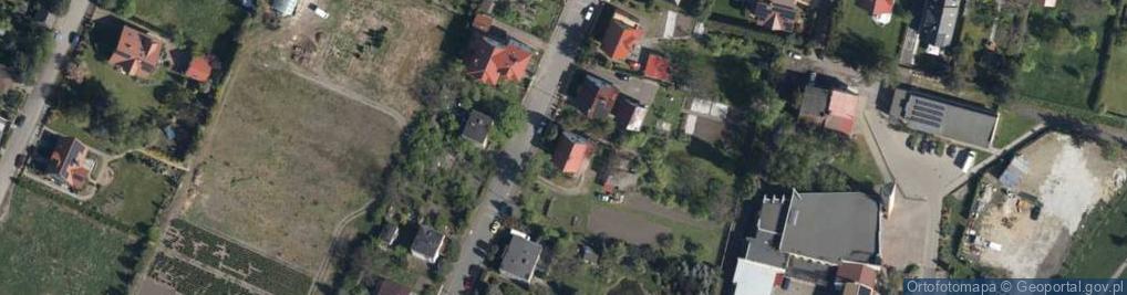 Zdjęcie satelitarne Enzo Karolina Jakrzewska