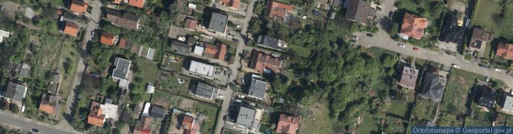 Zdjęcie satelitarne Everest Studio Prezentacji Wizualnej