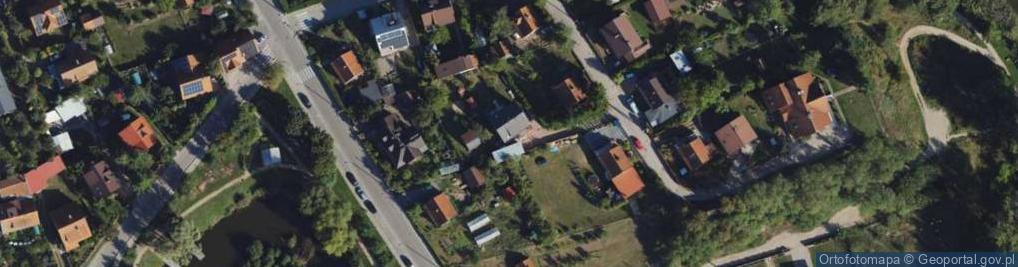 Zdjęcie satelitarne F H U Perfekt