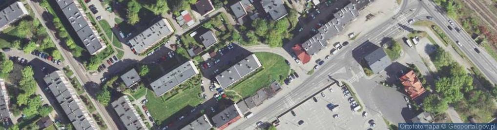 Zdjęcie satelitarne F H U Tomi