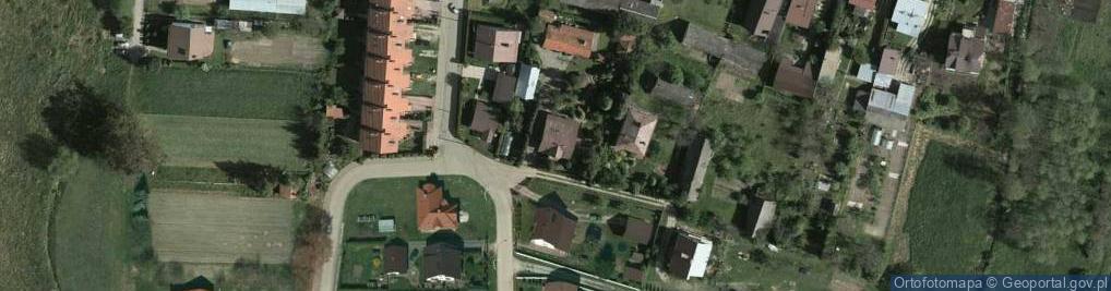 Zdjęcie satelitarne Fama Firma Produkcyjno Handlowa