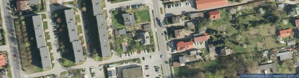 Zdjęcie satelitarne Firma Handlowa Moto Zone