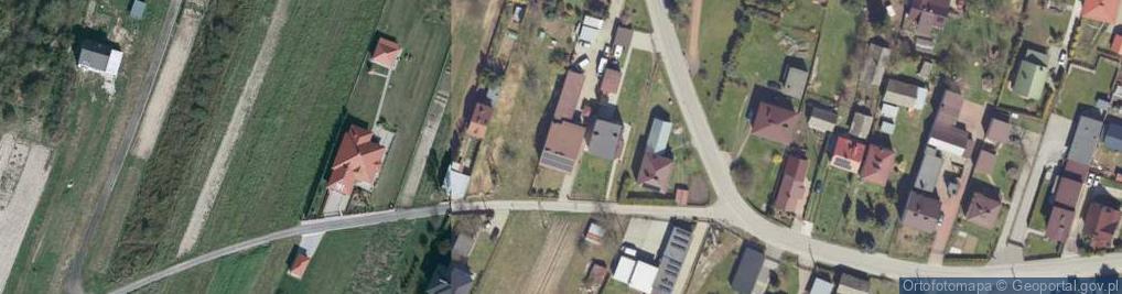 Zdjęcie satelitarne Firma Handlowa Sad