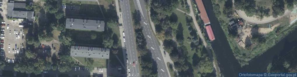 Zdjęcie satelitarne Firma Handlowo Usługowa