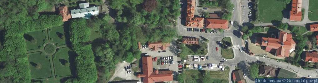 Zdjęcie satelitarne Firma Produkcyjno Handlowa Bona