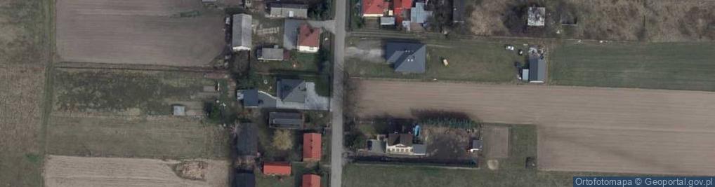Zdjęcie satelitarne Firma Produkcyjno Handlowo Usługowa Dekace