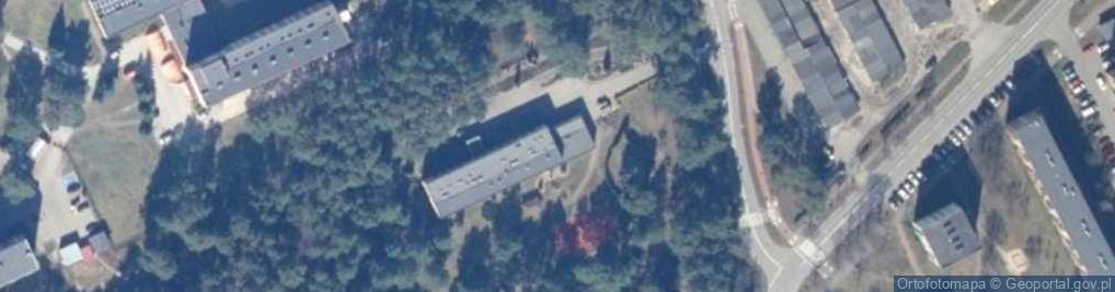 Zdjęcie satelitarne Firma przy Kominku