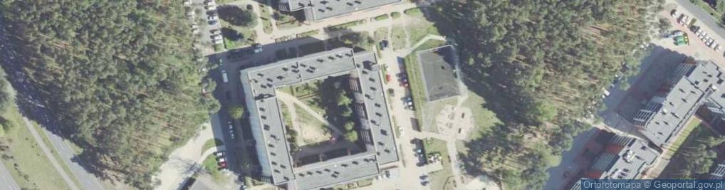 Zdjęcie satelitarne Firma Rewes