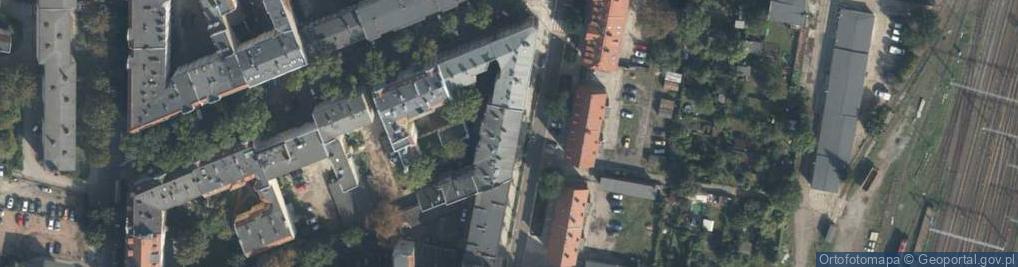 Zdjęcie satelitarne Firma sprzątająca Tsunami