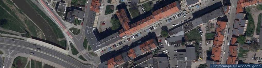 Zdjęcie satelitarne Firma Ubezpieczeniowa
