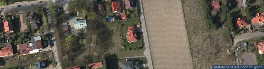 Zdjęcie satelitarne Follow Karolina Szadkowska