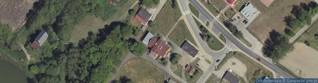 Zdjęcie satelitarne Gminna Spółdzielnia Samopomoc Chłopska w Strzyżewicach