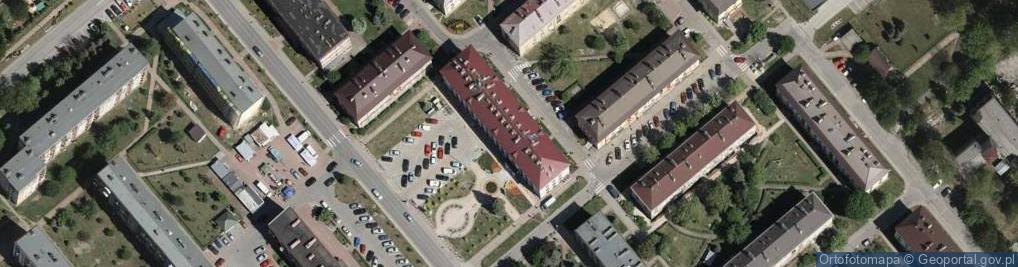 Zdjęcie satelitarne Gminno Miejski Ludowy Klub Sportowy w Nowej Sarzynie