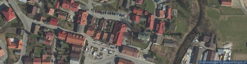 Zdjęcie satelitarne Gminny Dom Kultury w Lipnicy Murowanej