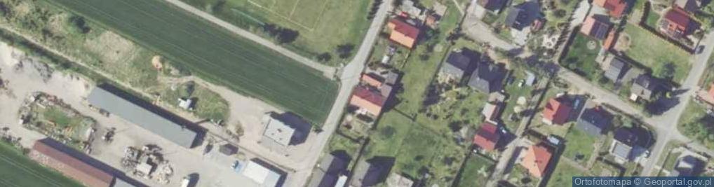 Zdjęcie satelitarne Gminny Klub Sportowy "GKS"Komprachcice