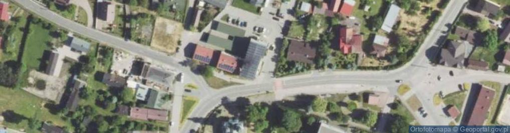Zdjęcie satelitarne Gminny Ośrodek Pomocy Społecznej w Dąbrowie Zielonej
