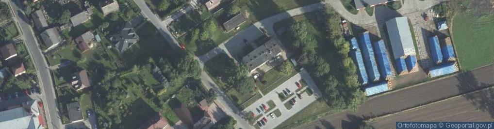 Zdjęcie satelitarne Gminny Ośrodek Pomocy Społecznej w Grabowcu