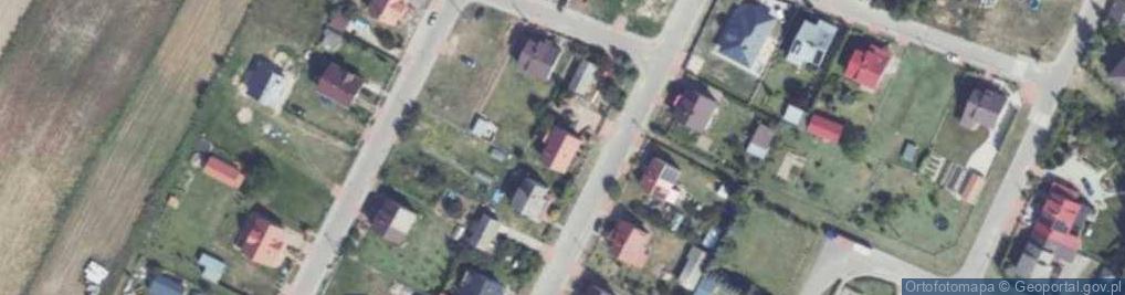 Zdjęcie satelitarne Gminny Ośrodek Pomocy Społecznej w Janowcu Kościelnym