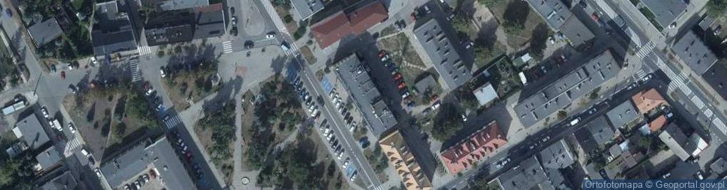 Zdjęcie satelitarne Gminny Zespół Ekonomiczno Administracyjny Szkół i Przedszkoli w Golubiu Dobrzyniu