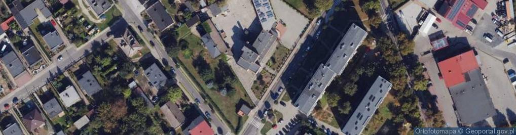 Zdjęcie satelitarne Gminny Związek Rolników Kółek i Organizacji Rolniczych w Lubrańcu