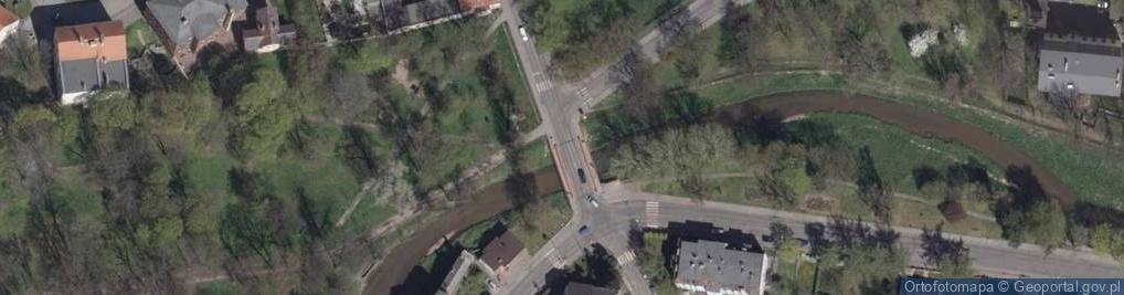 Zdjęcie satelitarne Google Finance Polska