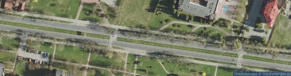 Zdjęcie satelitarne Handel Detaliczny Artykułami Przemysłowymi Bis