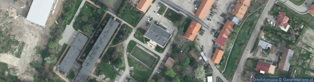 Zdjęcie satelitarne Handel Usługi Makoś