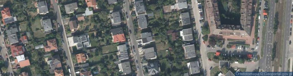 Zdjęcie satelitarne Housing 200