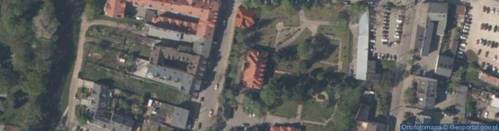 Zdjęcie satelitarne i Niezależny Skierniewicki Szczep Harcerek i Harcerzy im Zofii Kossak