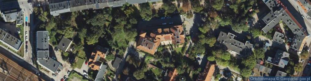 Zdjęcie satelitarne Indywidualna Specjalist Praktyka Lekarska Akupunktura Homeopatia Terapia Laserowa Lek Med