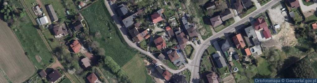 Zdjęcie satelitarne Instal - Dom