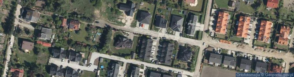 Zdjęcie satelitarne Instal Team