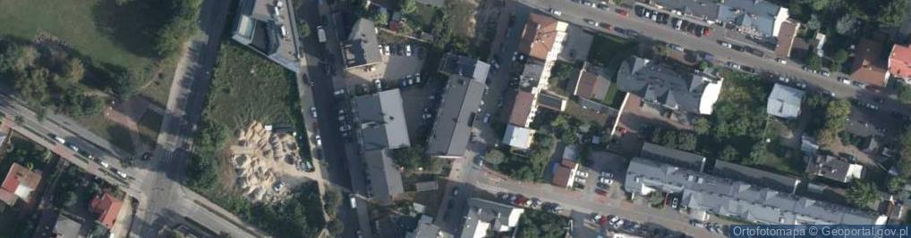 Zdjęcie satelitarne Invest House