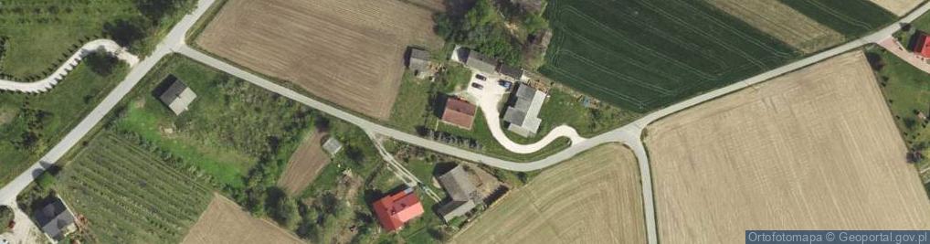 Zdjęcie satelitarne Irena Chrabąszcz Usługi Rolnicze