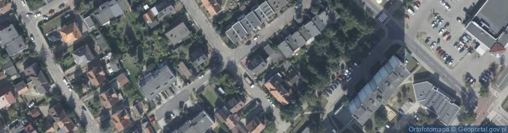 Zdjęcie satelitarne Iwona Młodawska Iwona Młodawska La Beaute Clinique