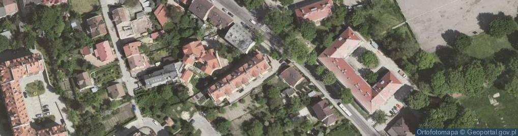 Zdjęcie satelitarne Jacek Marszałek 1.Commars , 2.NZOZ Ars-Medica Przychodnia Zdrowia Rodziny