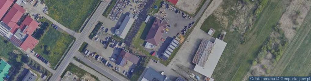 Zdjęcie satelitarne Janusz Bobak O P O N E X