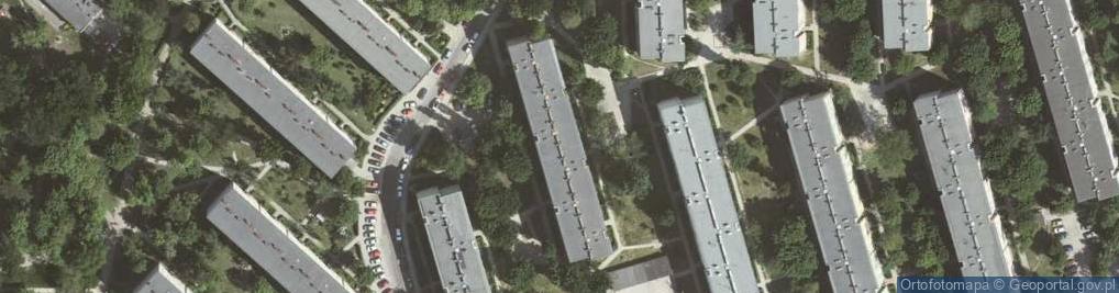 Zdjęcie satelitarne Janusz Strzępek Kana-Med Centrum Krakowskie Centrum Szkoleniowe\n