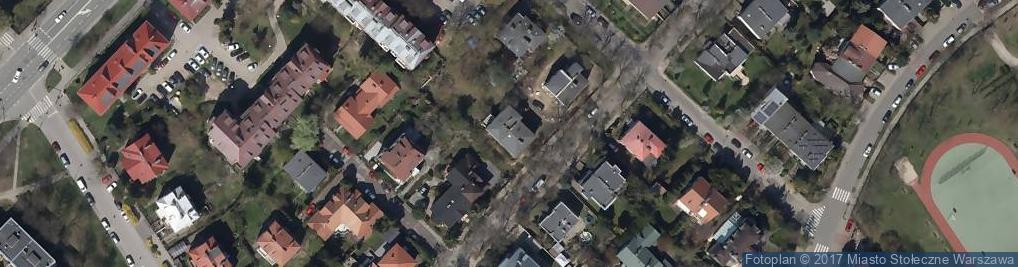 Zdjęcie satelitarne Jednoosobowy Zarząd Wspólnoty Mieszkaniowej ul.Orężna 40