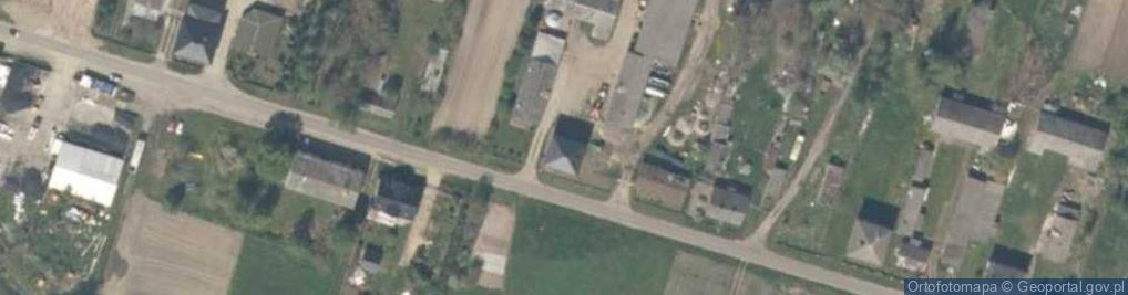 Zdjęcie satelitarne Karol Znyk Usługi Rolnicze