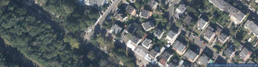 Zdjęcie satelitarne Kiosk Przemysłowo Tytoniowy