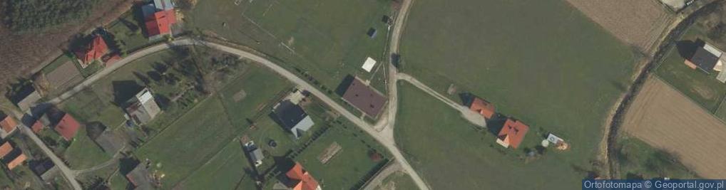 Zdjęcie satelitarne Klub Sportowy Błyskawica Proszówki