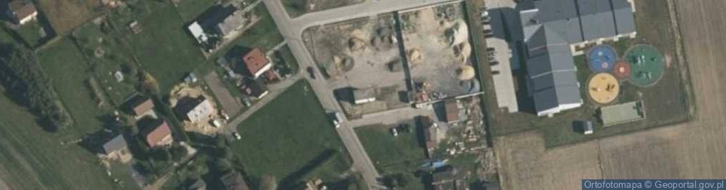 Zdjęcie satelitarne Kółko Rolnicze w Gołkowicach