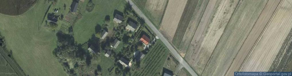 Zdjęcie satelitarne Kółko Rolnicze w Majdanie Surhowskim