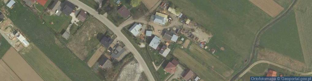 Zdjęcie satelitarne Kółko Rolnicze w Majkowicach