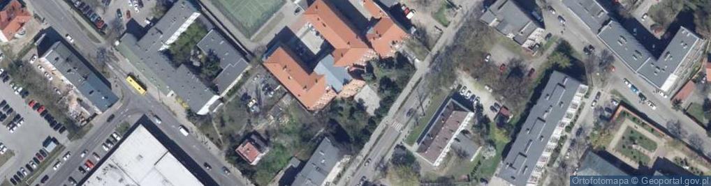 Zdjęcie satelitarne Koło Wychowanków Liceum Ziemi Kujawskiej we Włocławku